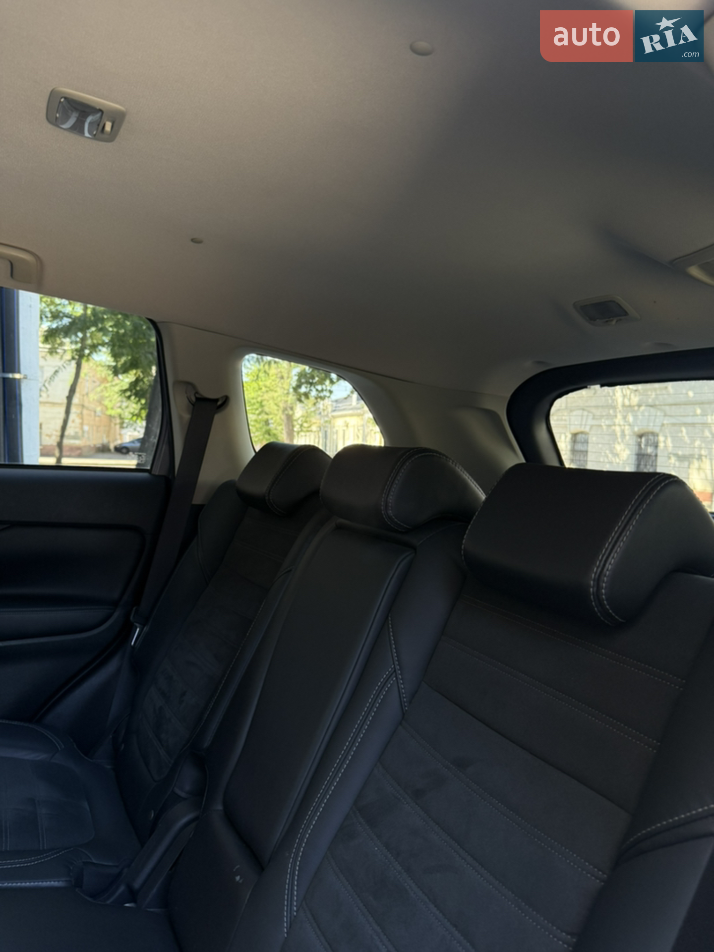 2019 Mitsubishi Outlander - мініатюра 8