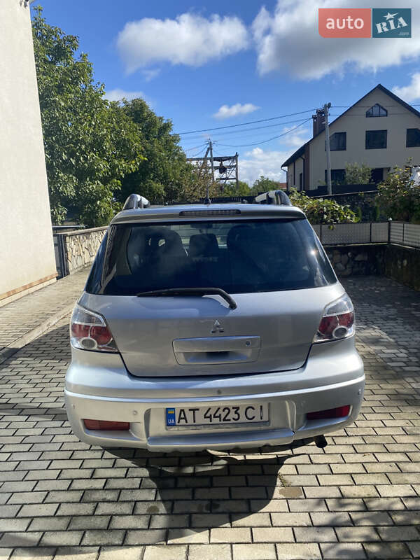 Позашляховик / Кросовер Mitsubishi Outlander 2007 в Вижниці