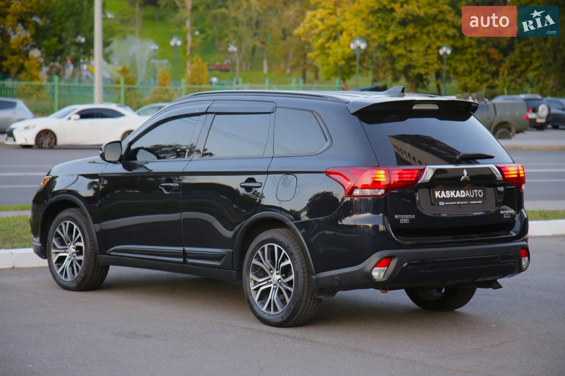 2018 Mitsubishi Outlander - мініатюра 3