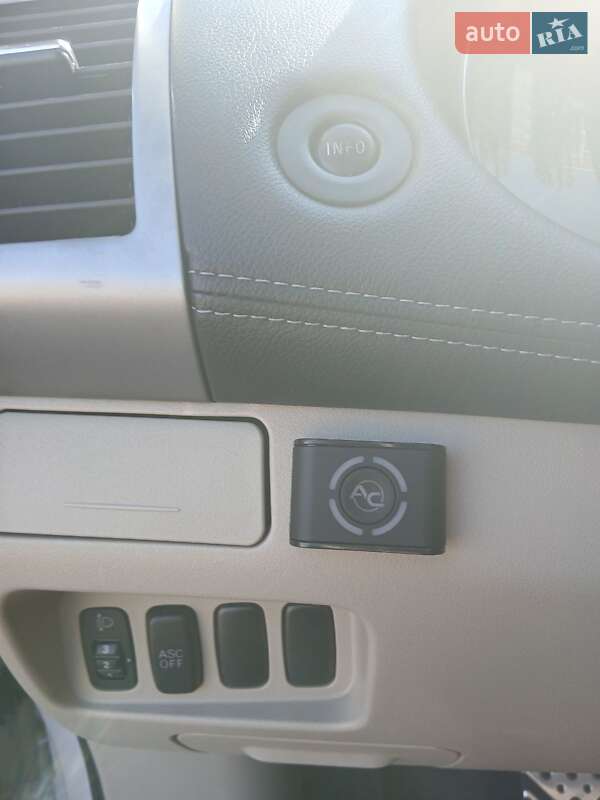 Внедорожник / Кроссовер Mitsubishi Outlander 2010 в Николаеве