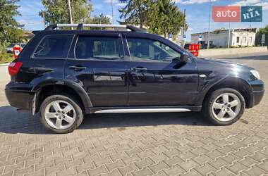 Внедорожник / Кроссовер Mitsubishi Outlander 2005 в 