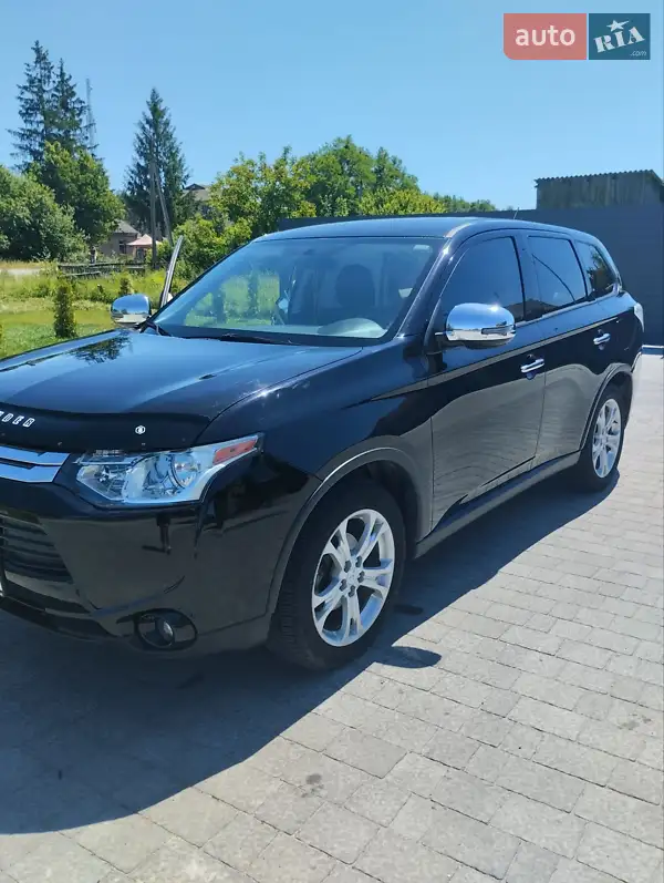 Mitsubishi Outlander