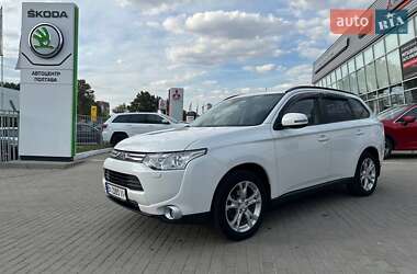 Внедорожник / Кроссовер Mitsubishi Outlander 2013 в Полтаве