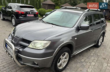 Внедорожник / Кроссовер Mitsubishi Outlander 2006 в Львове