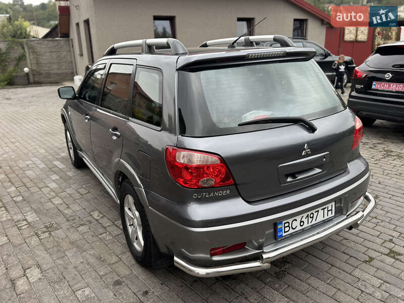 Внедорожник / Кроссовер Mitsubishi Outlander 2006 в Львове