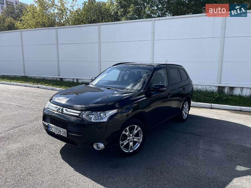 Mitsubishi Outlander 2013