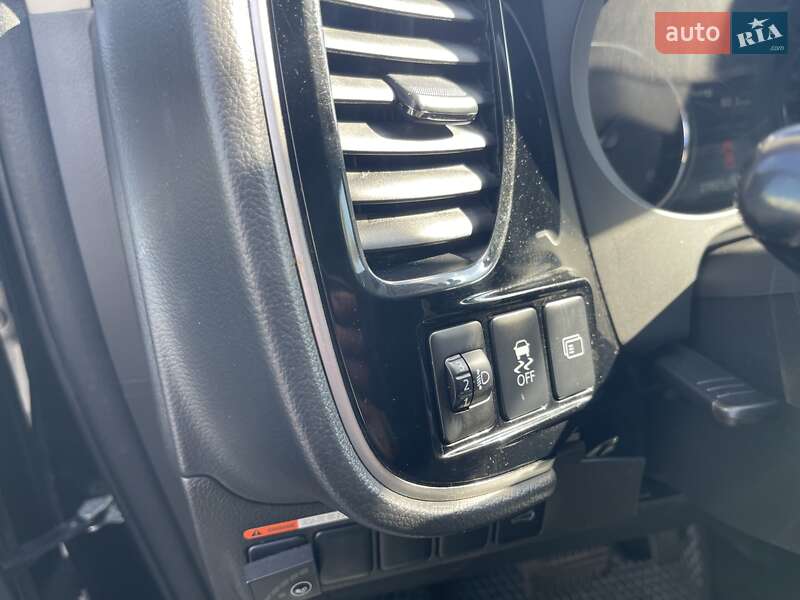 Внедорожник / Кроссовер Mitsubishi Outlander 2013 в Львове фото 20 Внедорожник / Кроссовер Mitsubishi Outlander 2013 в Львове