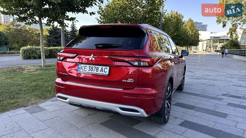 Внедорожник / Кроссовер Mitsubishi Outlander 2023 в Днепре фото 23 Внедорожник / Кроссовер Mitsubishi Outlander 2023 в Днепре