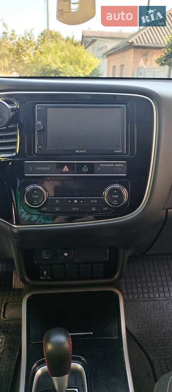 Внедорожник / Кроссовер Mitsubishi Outlander 2018 в Кропивницком фото 10 Внедорожник / Кроссовер Mitsubishi Outlander 2018 в Кропивницком