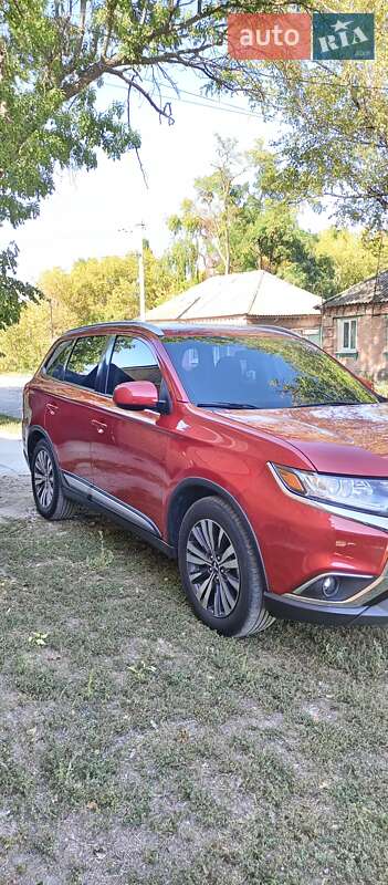 Внедорожник / Кроссовер Mitsubishi Outlander 2018 в Кропивницком фото 6 Внедорожник / Кроссовер Mitsubishi Outlander 2018 в Кропивницком