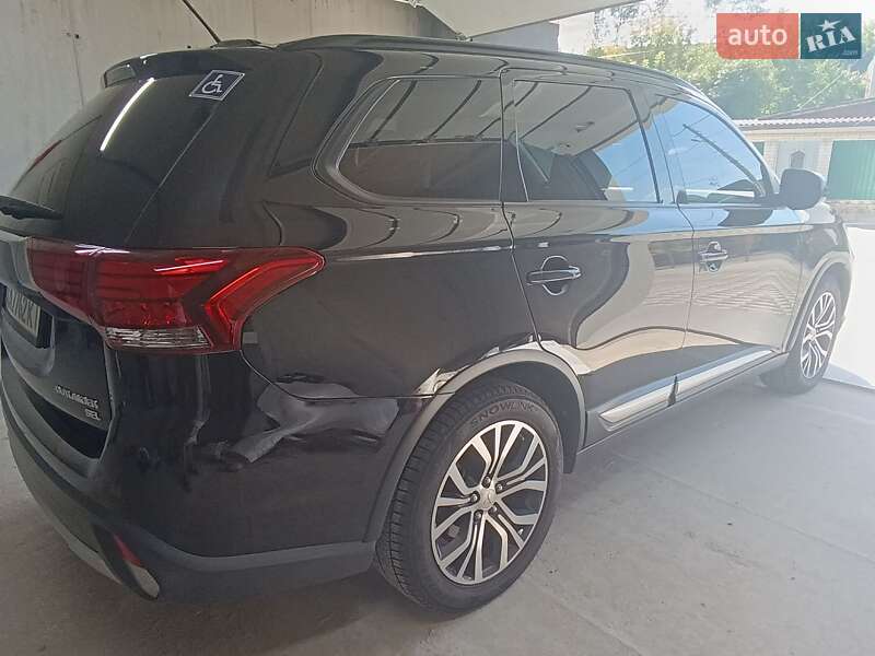 Позашляховик / Кросовер Mitsubishi Outlander 2016 в Білій Церкві фото 22 Позашляховик / Кросовер Mitsubishi Outlander 2016 в Білій Церкві