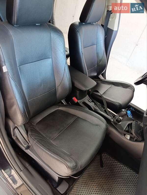 Позашляховик / Кросовер Mitsubishi Outlander 2016 в Білій Церкві фото 29 Позашляховик / Кросовер Mitsubishi Outlander 2016 в Білій Церкві