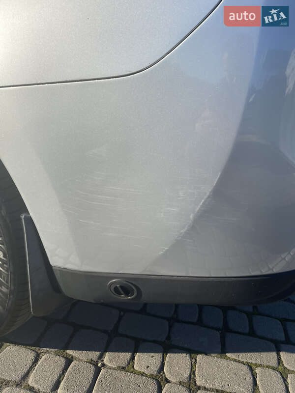 Позашляховик / Кросовер Mitsubishi Outlander 2013 в Львові