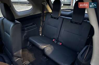 Внедорожник / Кроссовер Mitsubishi Outlander 2018 в 