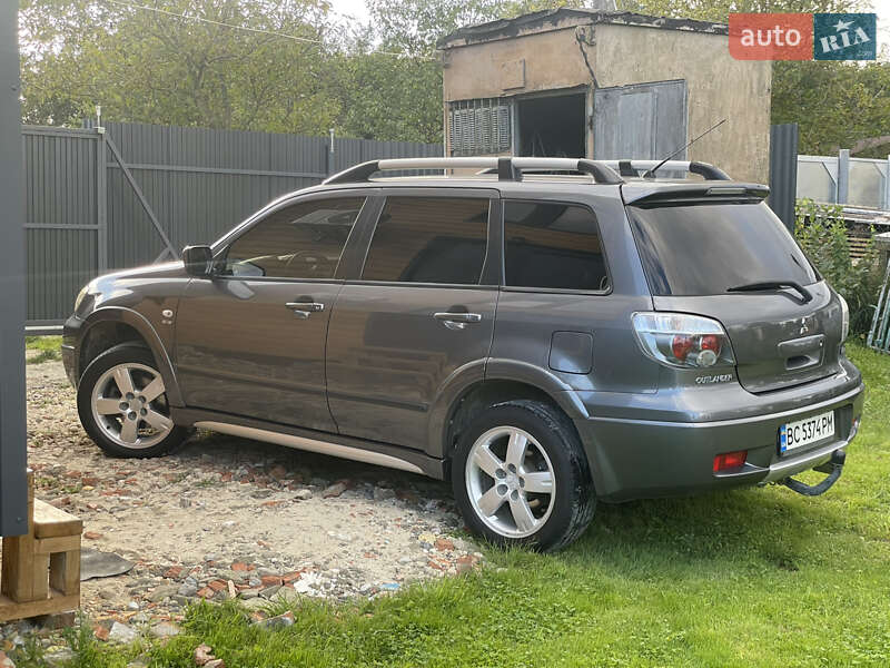 Внедорожник / Кроссовер Mitsubishi Outlander 2006 в Трускавце
