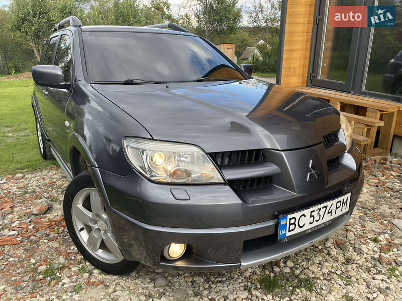Внедорожник / Кроссовер Mitsubishi Outlander 2006 в Трускавце