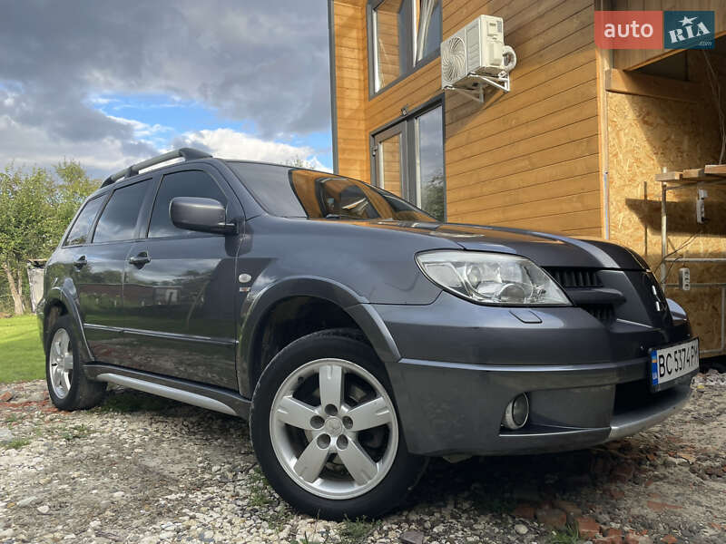 Внедорожник / Кроссовер Mitsubishi Outlander 2006 в Трускавце