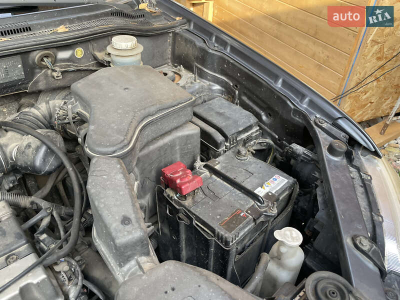 Внедорожник / Кроссовер Mitsubishi Outlander 2006 в Трускавце