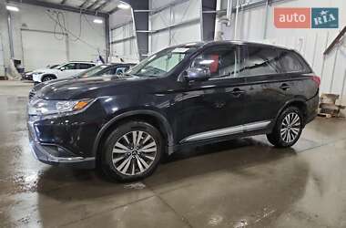 Mitsubishi Outlander 2019