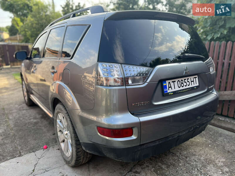 Позашляховик / Кросовер Mitsubishi Outlander 2013 в Івано-Франківську фото 4 Позашляховик / Кросовер Mitsubishi Outlander 2013 в Івано-Франківську