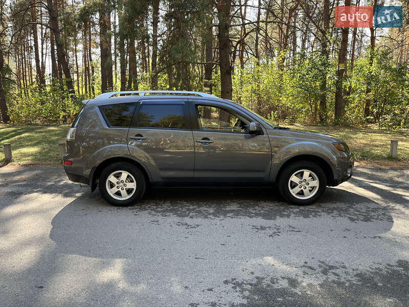 Внедорожник / Кроссовер Mitsubishi Outlander 2007 в Новомосковске