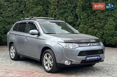 Внедорожник / Кроссовер Mitsubishi Outlander 2013 в Белой Церкви