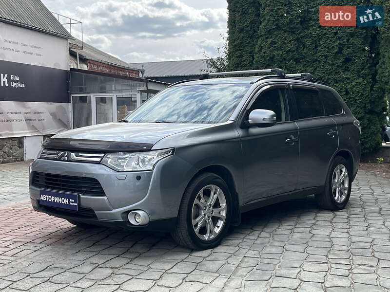 Позашляховик / Кросовер Mitsubishi Outlander 2013 в Білій Церкві