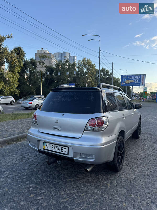 Внедорожник / Кроссовер Mitsubishi Outlander 2006 в Броварах