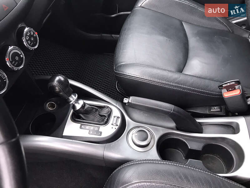 Внедорожник / Кроссовер Mitsubishi Outlander 2011 в Черновцах