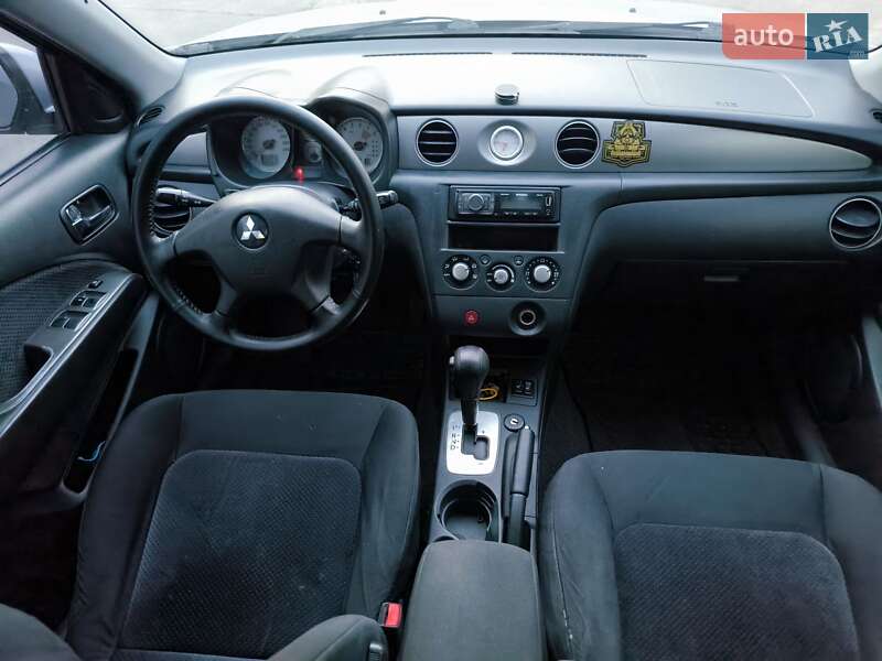 Внедорожник / Кроссовер Mitsubishi Outlander 2006 в Чернигове фото 17 Внедорожник / Кроссовер Mitsubishi Outlander 2006 в Чернигове
