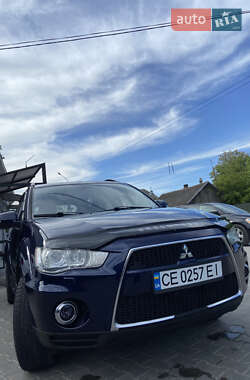 Внедорожник / Кроссовер Mitsubishi Outlander 2011 в 