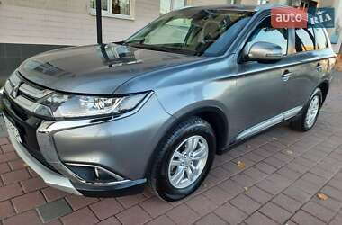Позашляховик / Кросовер Mitsubishi Outlander 2017 в Вінниці