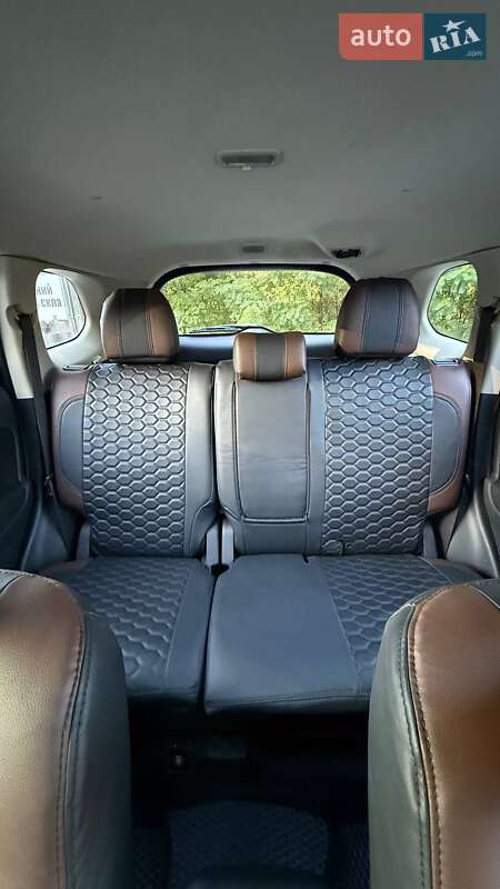 Позашляховик / Кросовер Mitsubishi Outlander 2013 в Бібрці