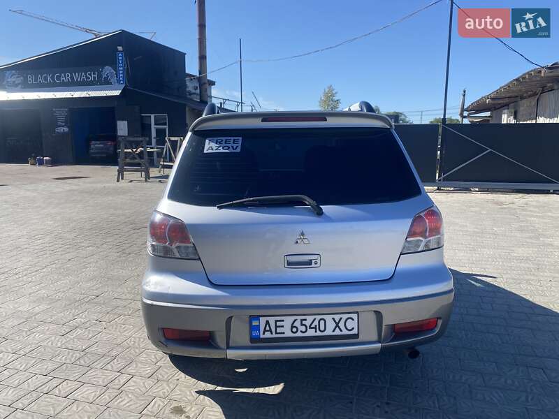 Внедорожник / Кроссовер Mitsubishi Outlander 2004 в Хотяновке