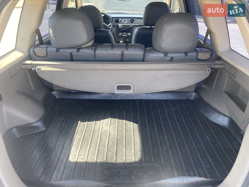 Внедорожник / Кроссовер Mitsubishi Outlander 2004 в Хотяновке