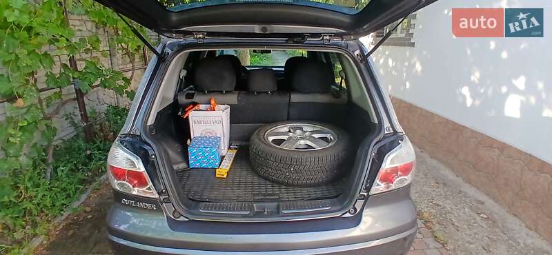 Внедорожник / Кроссовер Mitsubishi Outlander 2008 в Александрие