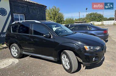 Внедорожник / Кроссовер Mitsubishi Outlander 2009 в 