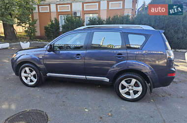 Внедорожник / Кроссовер Mitsubishi Outlander 2008 в 