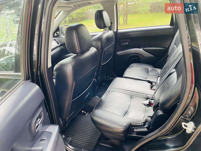 Позашляховик / Кросовер Mitsubishi Outlander 2008 в Харкові