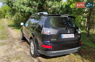 Внедорожник / Кроссовер Mitsubishi Outlander 2008 в 
