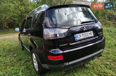 Внедорожник / Кроссовер Mitsubishi Outlander 2008 в 