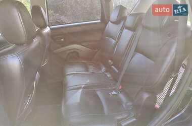 Внедорожник / Кроссовер Mitsubishi Outlander 2008 в 