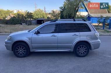 Внедорожник / Кроссовер Mitsubishi Outlander 2009 в 