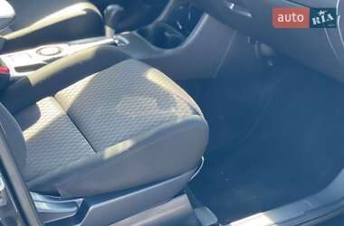 Внедорожник / Кроссовер Mitsubishi Outlander 2013 в 