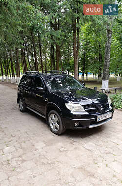 Позашляховик / Кросовер Mitsubishi Outlander 2007 в Жашківу