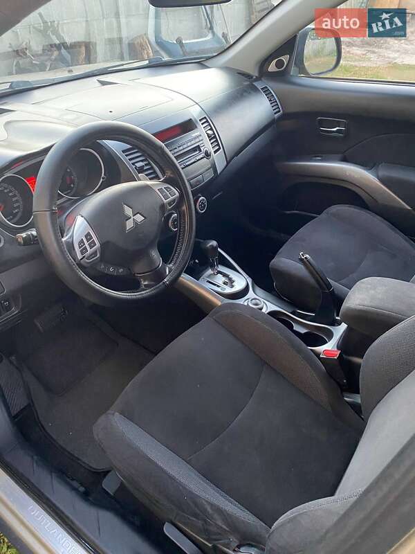 Внедорожник / Кроссовер Mitsubishi Outlander 2008 в Харькове