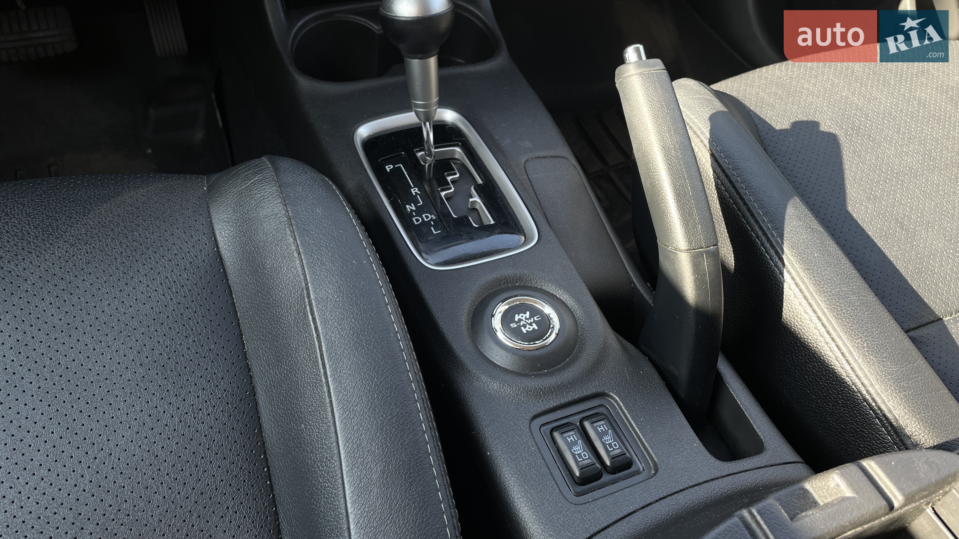 2015 Mitsubishi Outlander - мініатюра 14