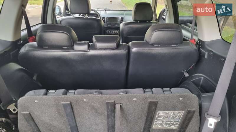 Внедорожник / Кроссовер Mitsubishi Outlander 2011 в Луцке