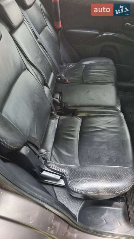 Внедорожник / Кроссовер Mitsubishi Outlander 2011 в Луцке