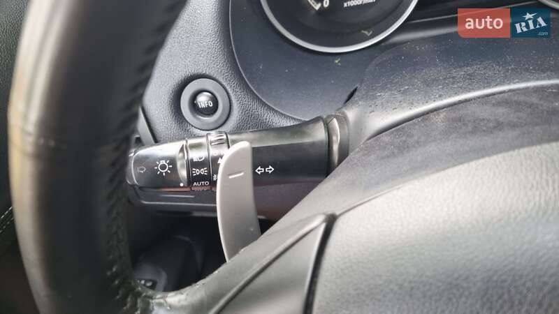 Внедорожник / Кроссовер Mitsubishi Outlander 2011 в Луцке